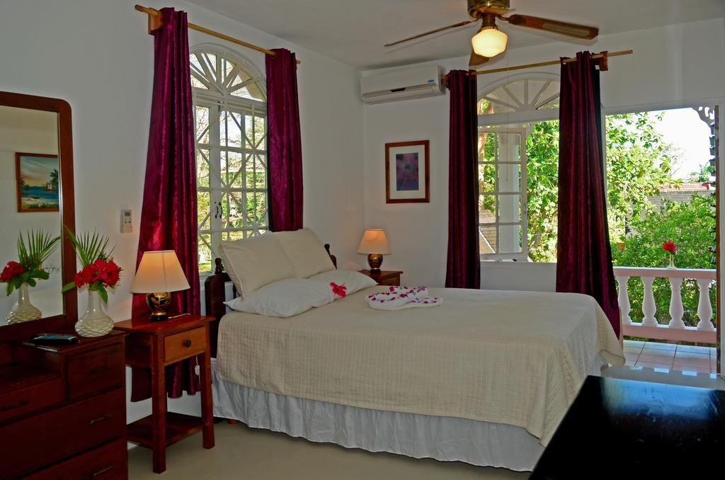 Firefly Beach Cottages Negril Exterior foto