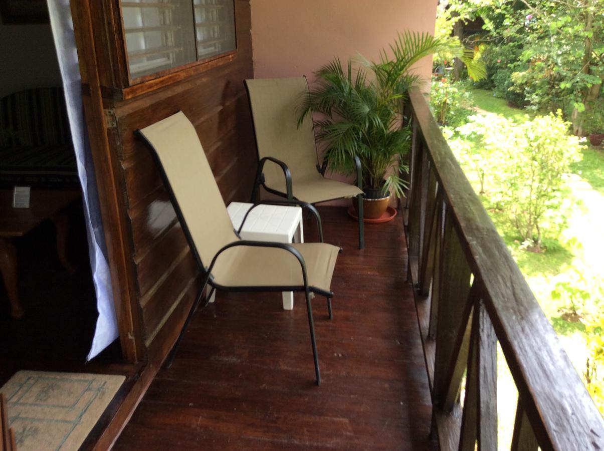 Firefly Beach Cottages Negril Exterior foto